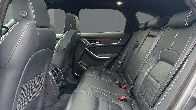 Jaguar F-Pace 2.0 D200 R-Dynamic Black 5dr Auto AWD Diesel Estate